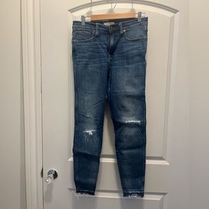 Madewell 9in high rise skinny jeans. Size 28